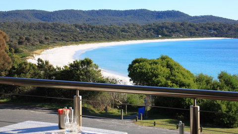 BAY OF FIRES ECO HUT Off Grid Experience At Binalong Bay - Hotel Gold Coast 13