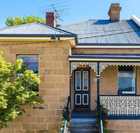 WEST NEST  Classic 3BR Hobart Terrace BEST Location View Close to City - Hotel Gold Coast