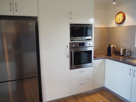 GRANITE BEACH HOUSE @ Bay Of Fires - Hotel Gold Coast 11