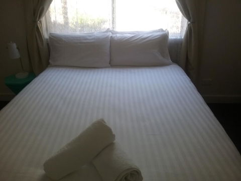 Tullah Tavern - Hotel Gold Coast 1