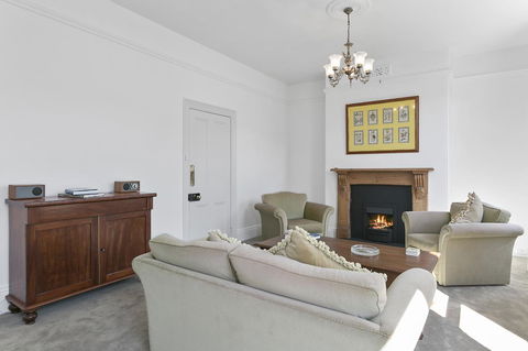 Amberley - Hotel Gold Coast 12