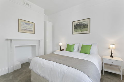 Amberley - Hotel Gold Coast 23