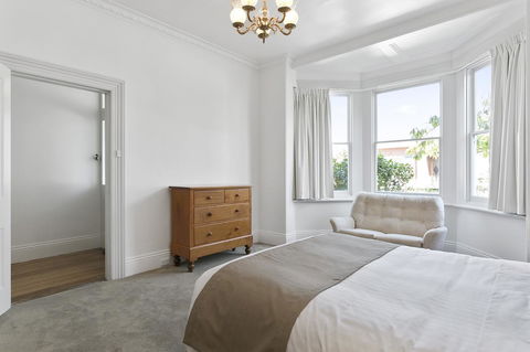 Amberley - Hotel Gold Coast 20