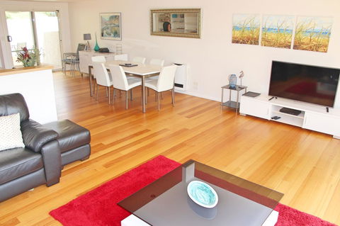 Seaview Apartment - Hotel Gold Coast 7