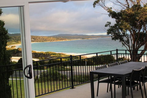 Villa 2 Bay Of Fires - Hotel Gold Coast 16