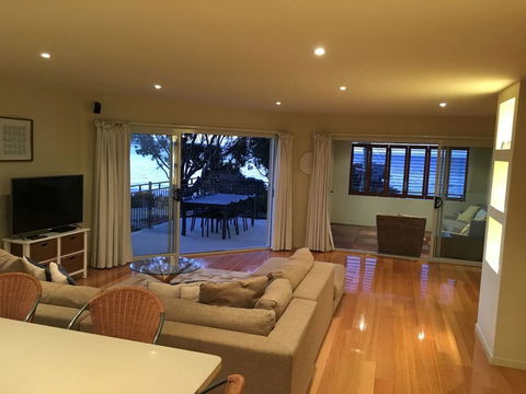 Villa 2 Bay Of Fires - Hotel Gold Coast 4