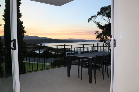 Villa 2 Bay Of Fires - Hotel Gold Coast 14