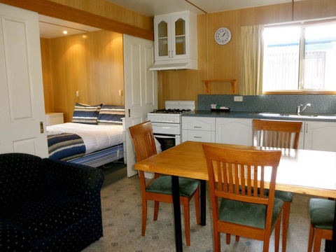 Strahan Beach Tourist Park - Hotel Gold Coast 4