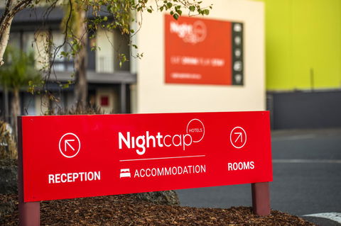 Nightcap At Matthew Flinders Hotel - Hotel Gold Coast 27