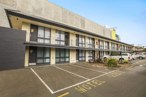 Nightcap At Matthew Flinders Hotel - Hotel Gold Coast 30