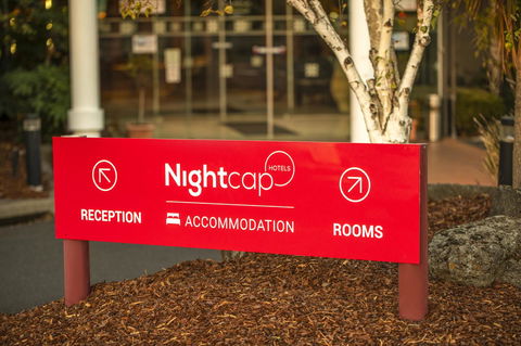 Nightcap At Matthew Flinders Hotel - Hotel Gold Coast 40