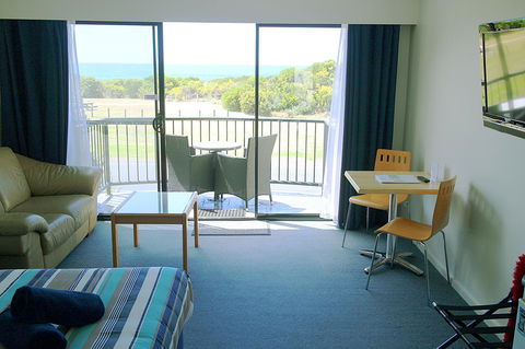 Apollo Bay Waterfront Motor Inn - Hotel Gold Coast 29