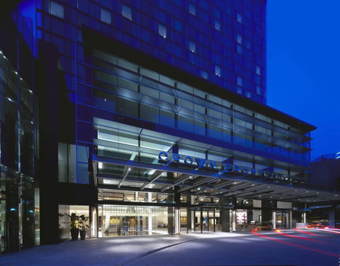 Crown Promenade Melbourne - Hotel Gold Coast 10