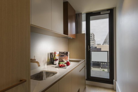 Brady Hotels Central Melbourne - Hotel Gold Coast 8