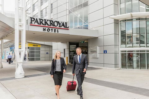 PARKROYAL Melbourne Airport - Hotel Gold Coast 2