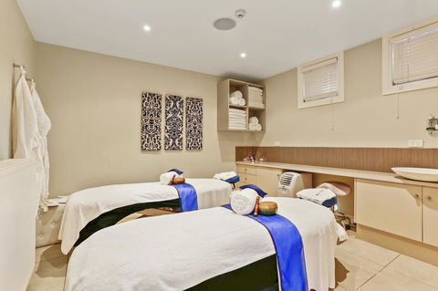 Deep Blue Hotel & Hot Springs - Hotel Gold Coast 19