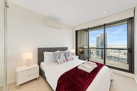 Best Views On Collins - Hotel Gold Coast 10