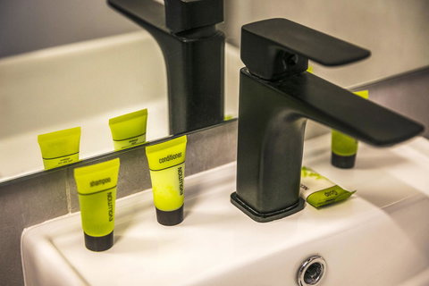 Nightcap At The Cheeky Squire - Hotel Gold Coast 24