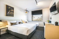Book Frankston Accommodation Vacations Hotel Gold Coast Hotel Gold Coast