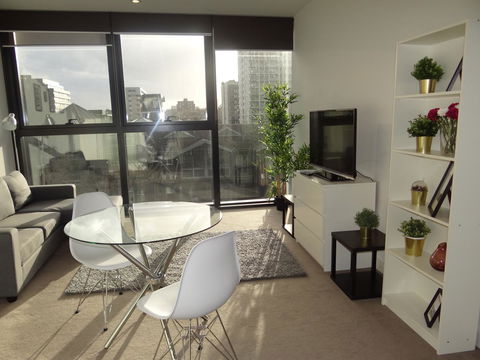 Amazing Accommodations: Vogue - Hotel Gold Coast 14
