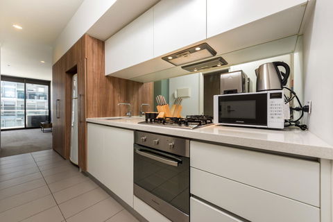 Amazing Accommodations: Vogue - Hotel Gold Coast 28