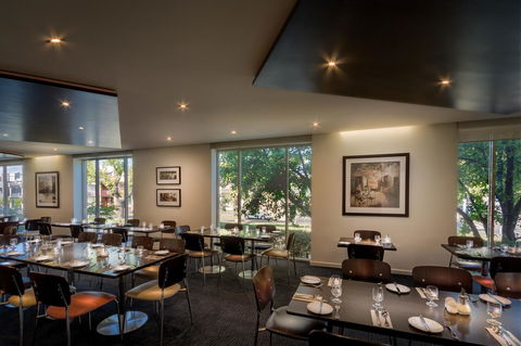 BEST WESTERN PLUS Travel Inn - Hotel Gold Coast 12