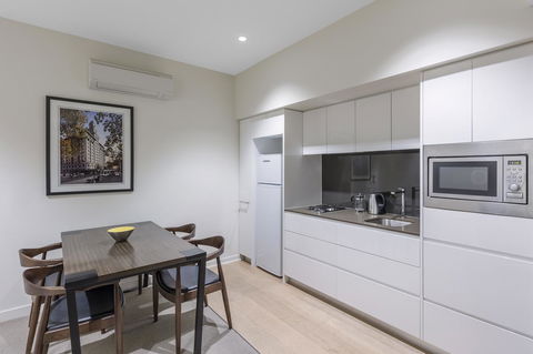 Wyndham Hotel Melbourne - Hotel Gold Coast 9