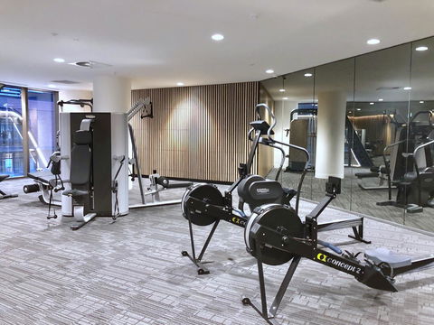 Pride Docklands Waterfront Apartment City View - Hotel Gold Coast 36