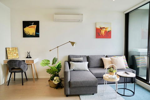 Pride Docklands Waterfront Apartment City View - Hotel Gold Coast 7