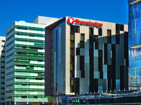 Travelodge Hotel Melbourne Docklands - Hotel Gold Coast 4