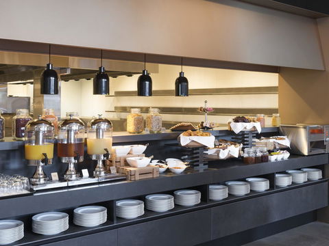 Vibe Hotel Melbourne Docklands - Hotel Gold Coast 18