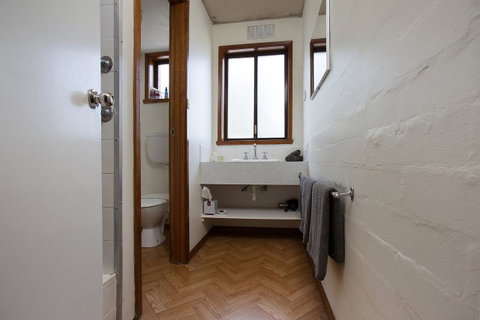 Eastern Beach Holiday Units - Hotel Gold Coast 4