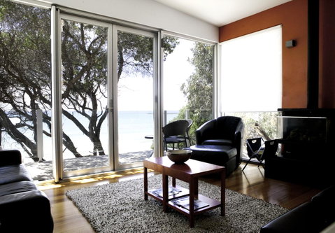 Battery Cove Beach Front Apartment - Hotel Gold Coast 2