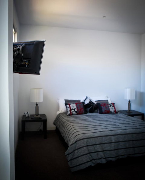 Battery Cove Beach Front Apartment - Hotel Gold Coast 9