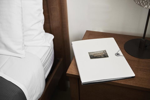 Plough Hotel - Hotel Gold Coast 10