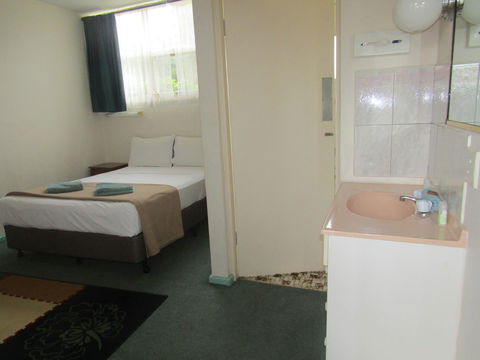Twin City Motor Inn - Hotel Gold Coast 14