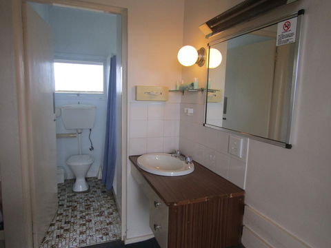 Twin City Motor Inn - Hotel Gold Coast 13