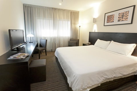 Causeway 353 Hotel - Hotel Gold Coast 0