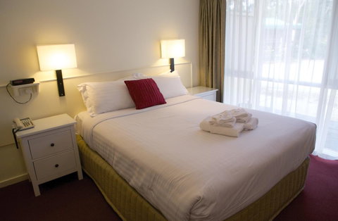 Sanctuary House Resort Motel - Hotel Gold Coast 9