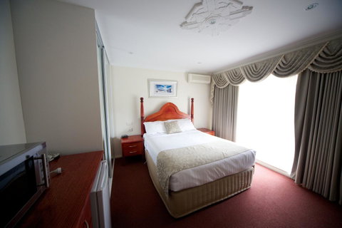 Sanctuary House Resort Motel - Hotel Gold Coast 8