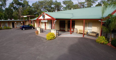 Sanctuary House Resort Motel - Hotel Gold Coast 0