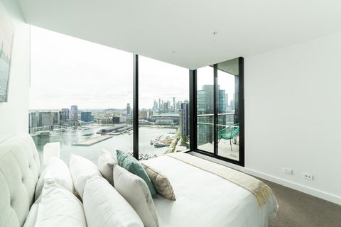Melbourne Private Apartments - Collins Wharf Waterfront, Docklands - Hotel Gold Coast 0