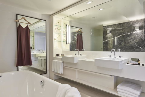 Pullman Melbourne On The Park - Hotel Gold Coast 14