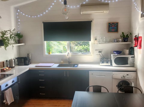 Cinta Cottage - Hotel Gold Coast 4