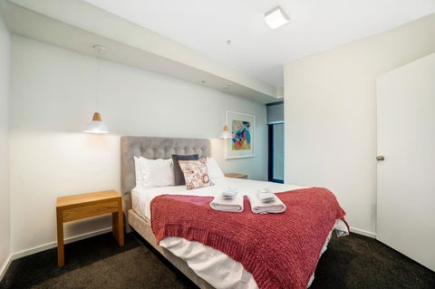Signature Waterfront Apartments - Hotel Gold Coast 18