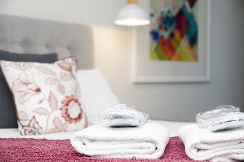 Signature Waterfront Apartments - Hotel Gold Coast 6