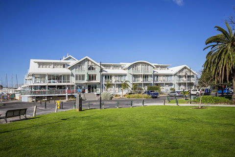 Aligned Corporate Residences Williamstown - Hotel Gold Coast 3