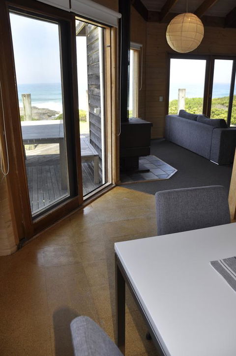 14 Steps - Hotel Gold Coast 13