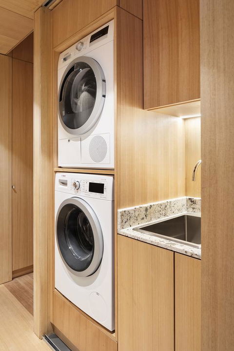 Converted Blue Stone Church - Hotel Gold Coast 23