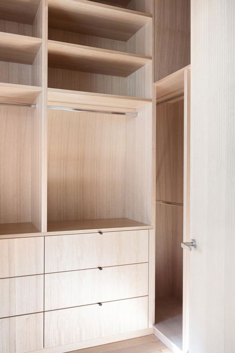 Converted Blue Stone Church - Hotel Gold Coast 24